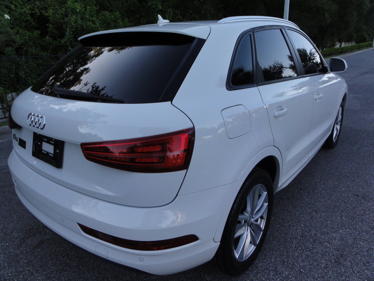 2017 Audi Q3 2.0T Premium - Photo 3 - Deland, FL 32720