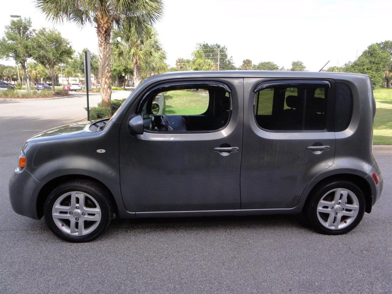 2011 Nissan cube 1.8   - Photo 16 - Deland, FL 32720