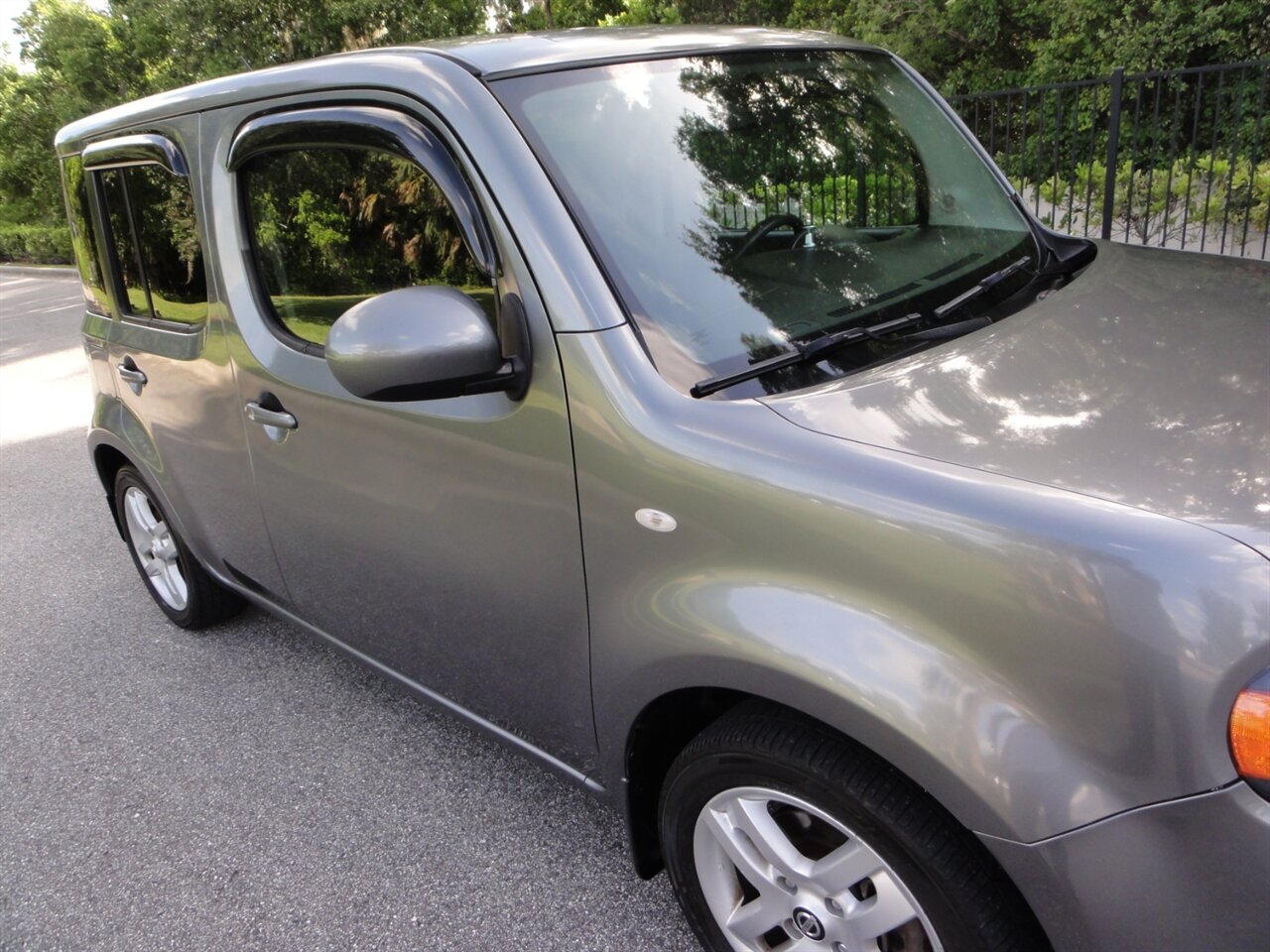 2011 Nissan cube 1.8   - Photo 8 - Deland, FL 32720