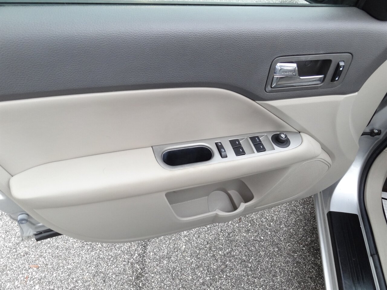 2010 Ford Fusion Hybrid Limited - Photo 30 - Deland, FL 32720