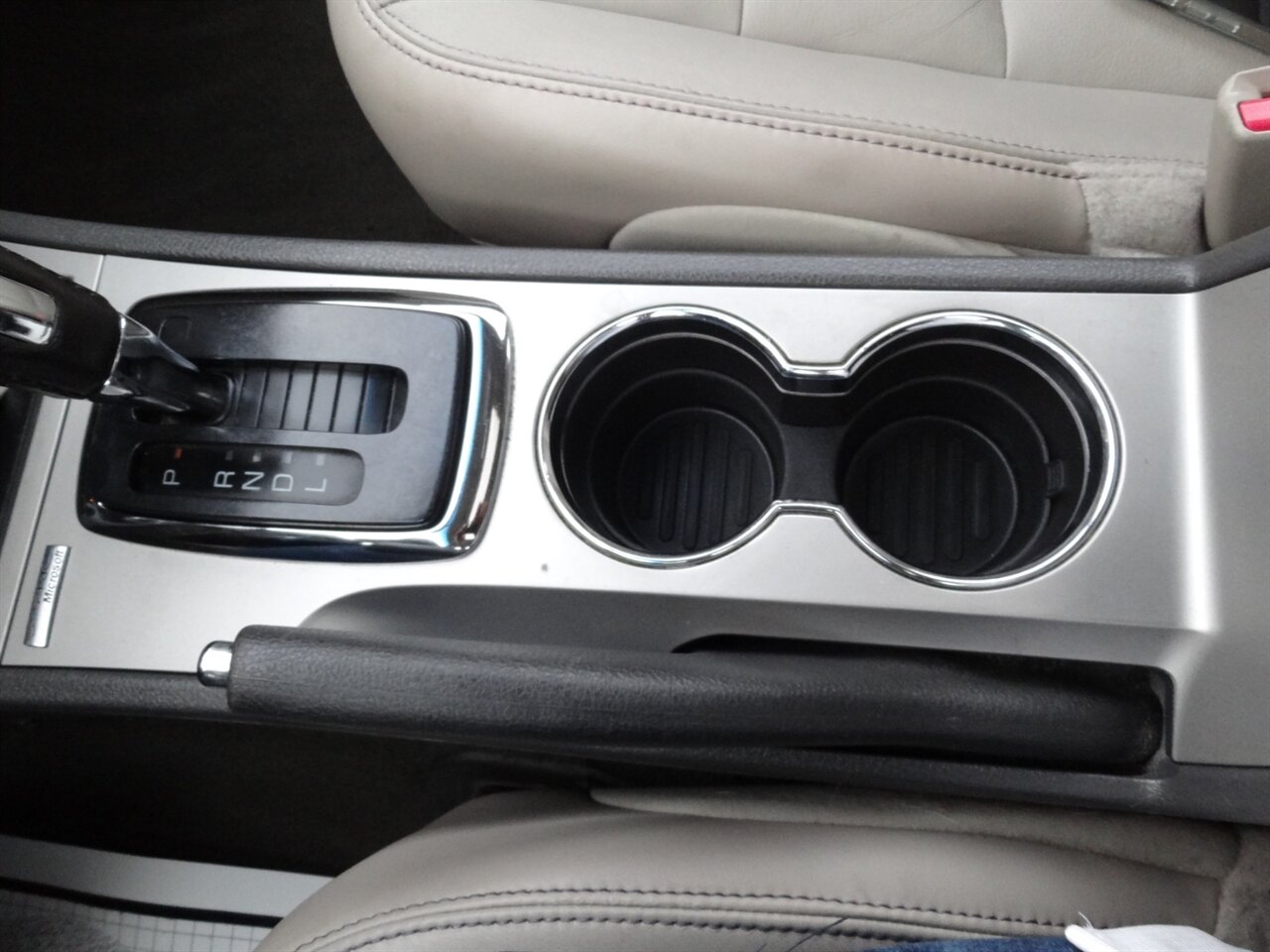 2010 Ford Fusion Hybrid Limited - Photo 49 - Deland, FL 32720