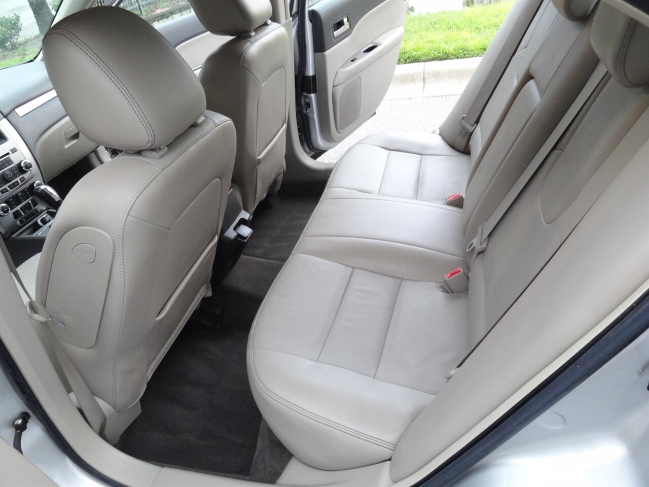 2010 Ford Fusion Hybrid Limited - Photo 35 - Deland, FL 32720