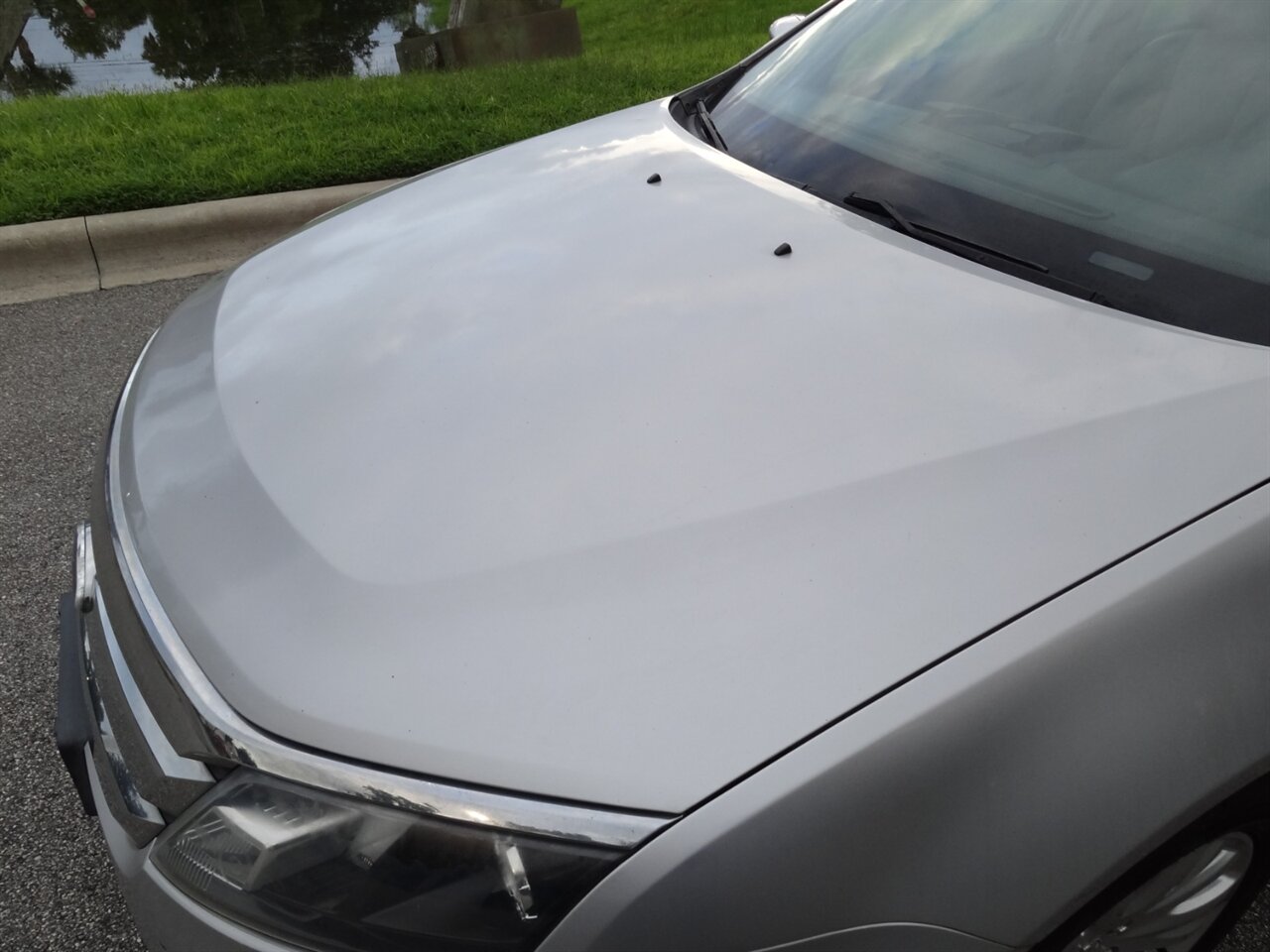 2010 Ford Fusion Hybrid Limited - Photo 17 - Deland, FL 32720
