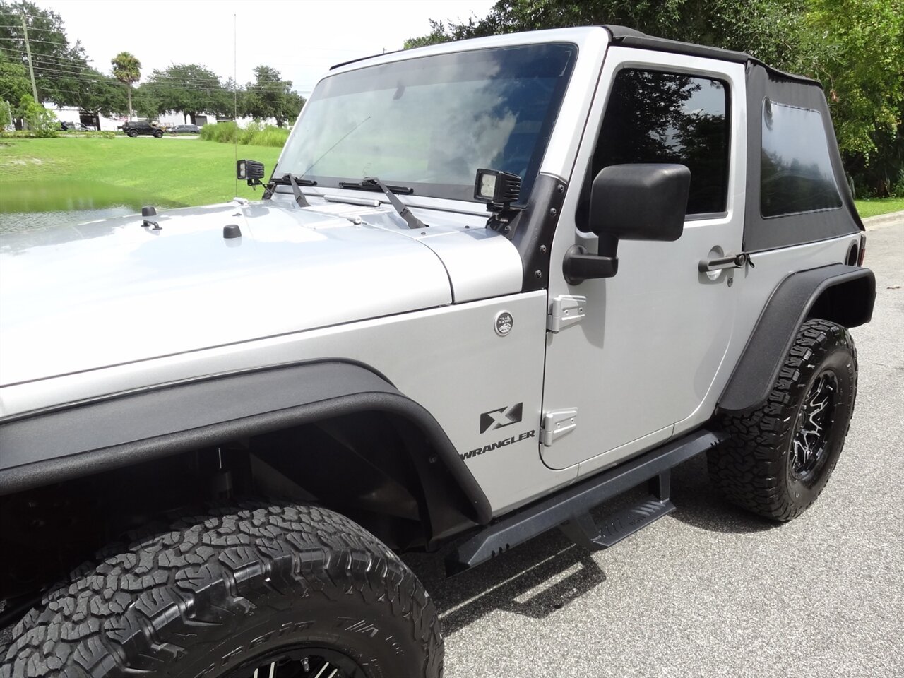 2009 Jeep Wrangler X Lifted - Photo 12 - Deland, FL 32720