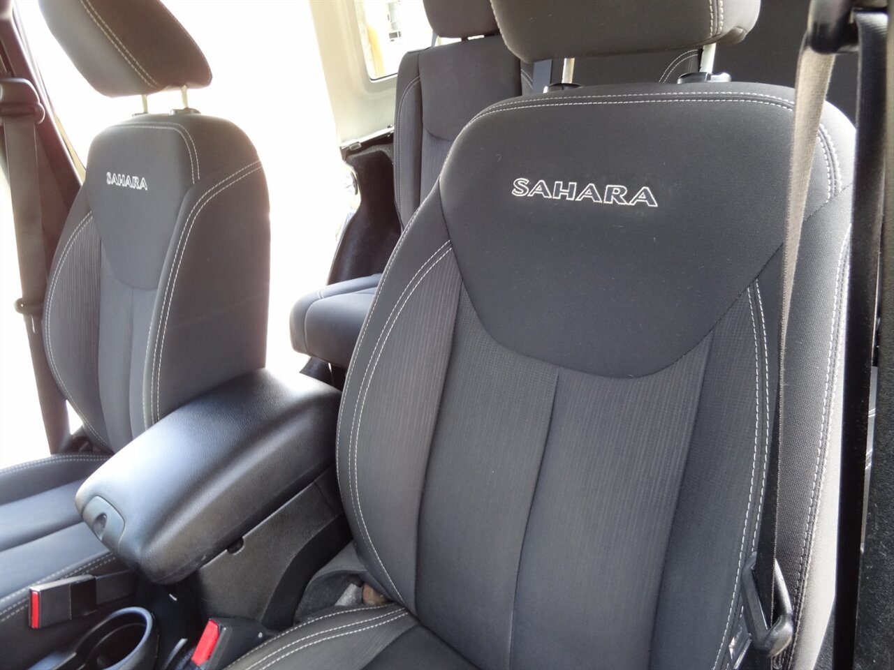 2017 Jeep Wrangler Unlimited Sahara - Photo 37 - Deland, FL 32720