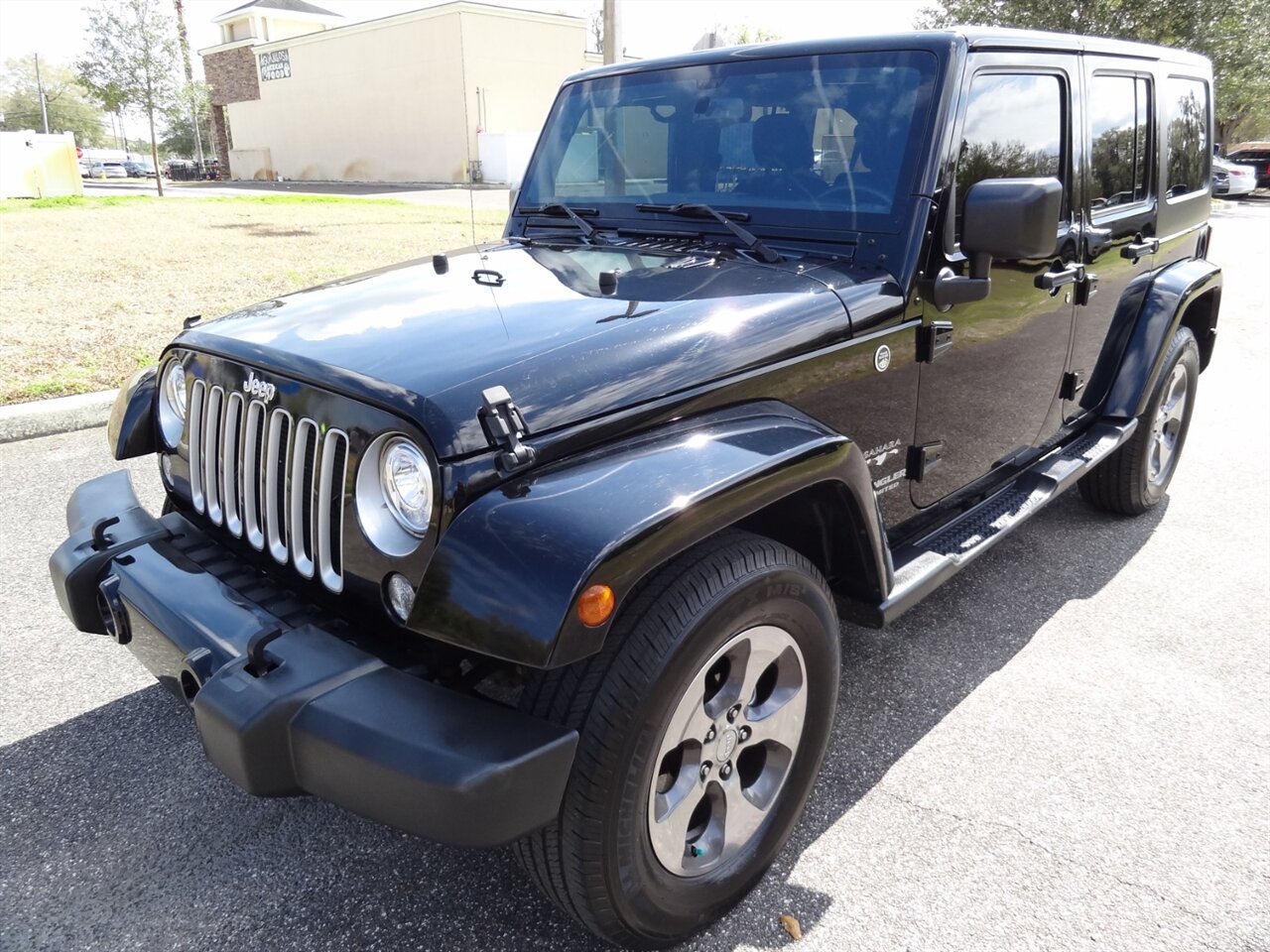 2017 Jeep Wrangler Unlimited Sahara - Photo 2 - Deland, FL 32720