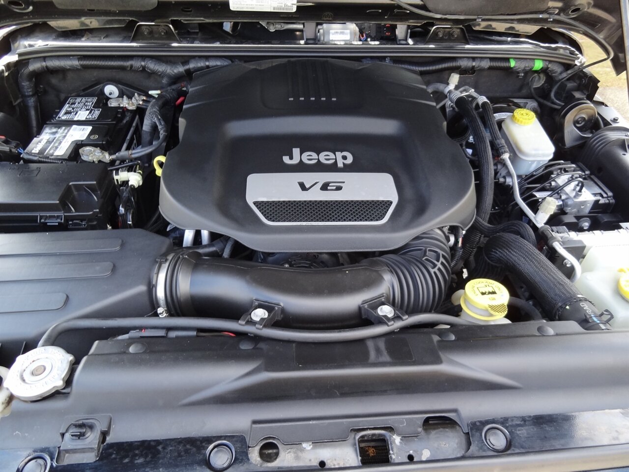 2017 Jeep Wrangler Unlimited Sahara - Photo 31 - Deland, FL 32720