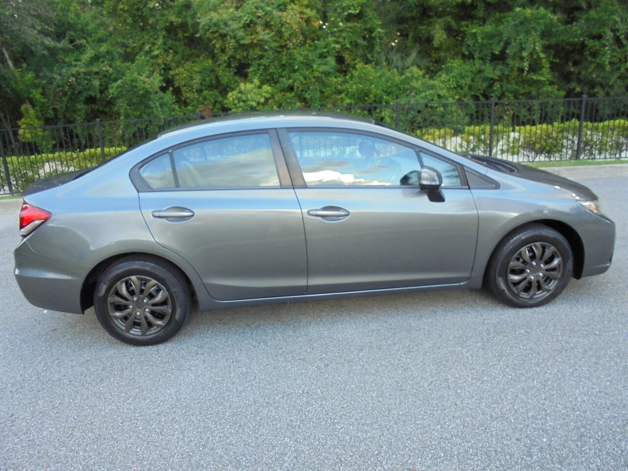 2013 Honda Civic LX   - Photo 15 - Deland, FL 32720