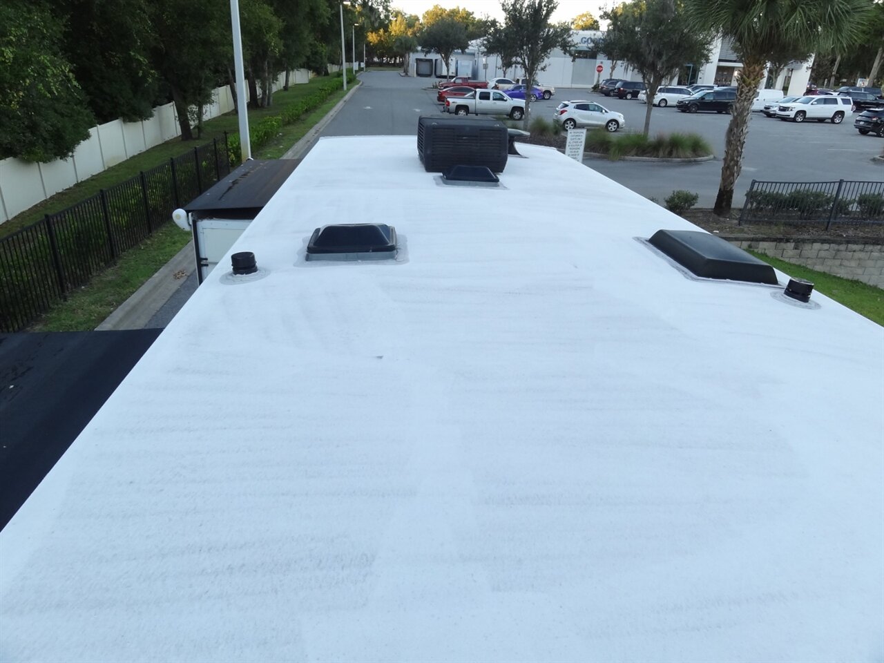 2019 Winnebago Outlook 27D - Photo 47 - Deland, FL 32720