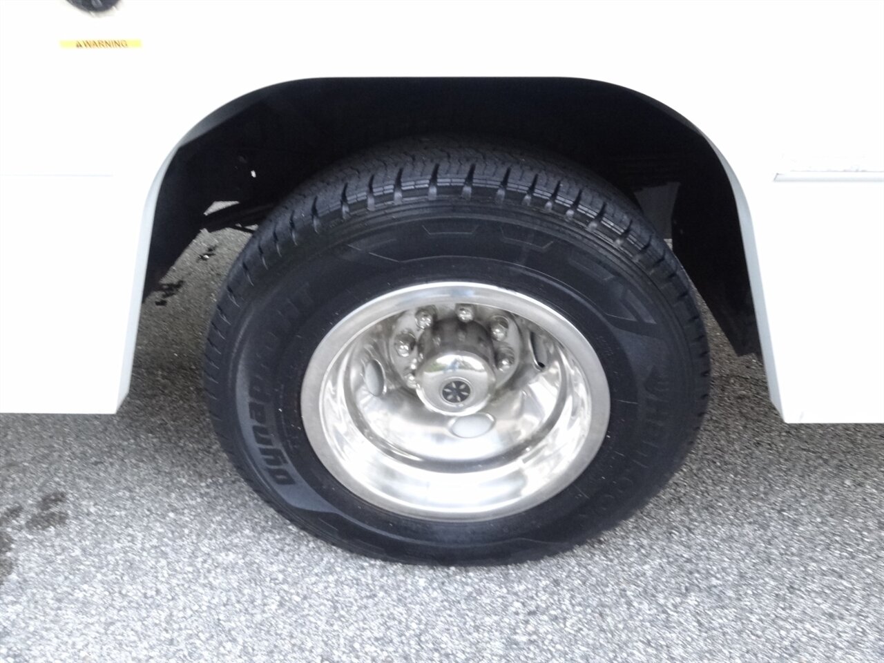 2019 Winnebago Outlook 27D - Photo 51 - Deland, FL 32720