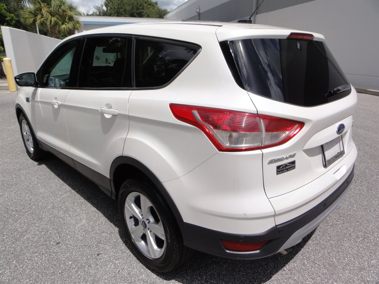 2015 Ford Escape SE - Photo 4 - Deland, FL 32720