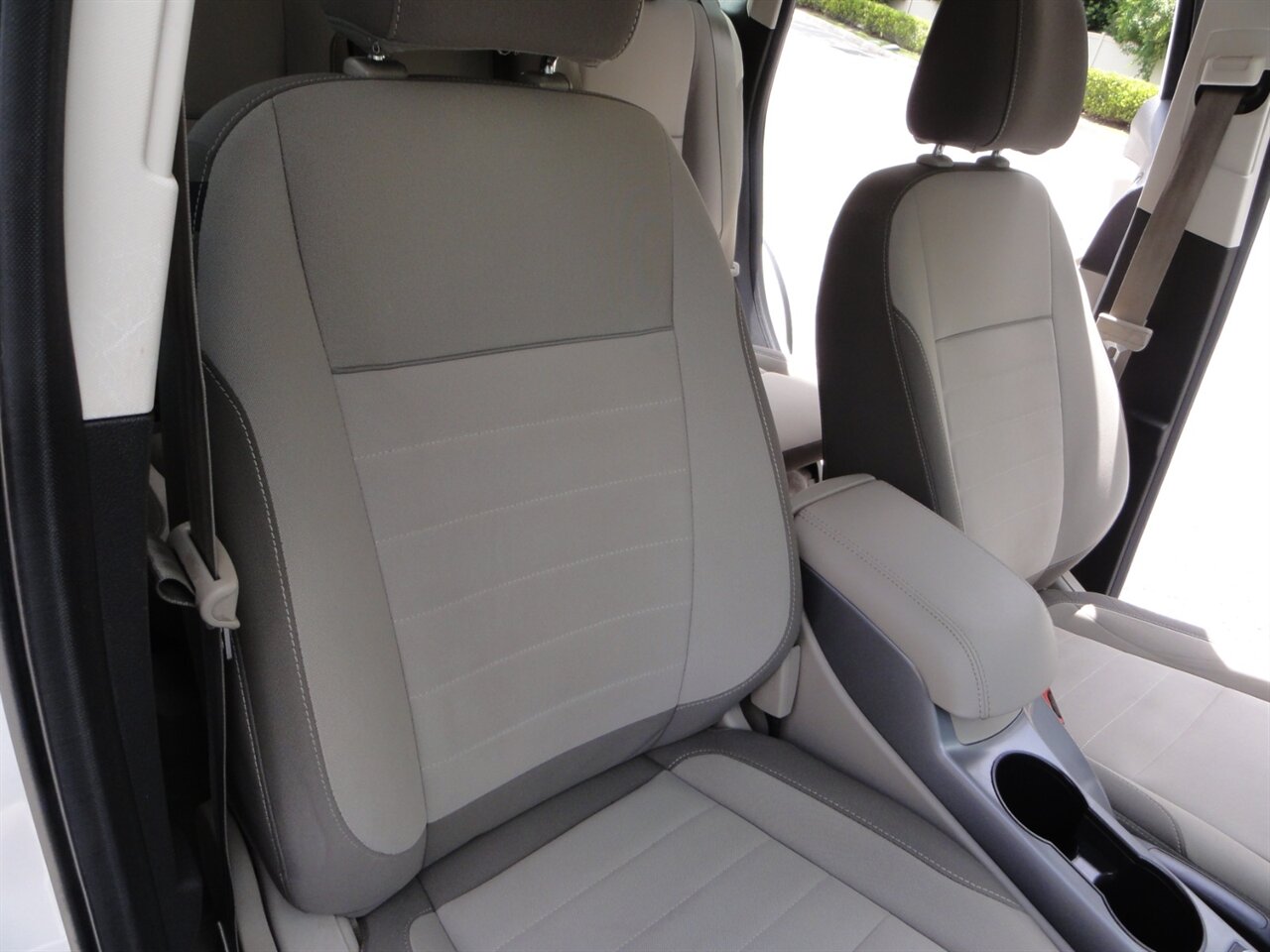 2015 Ford Escape SE - Photo 42 - Deland, FL 32720