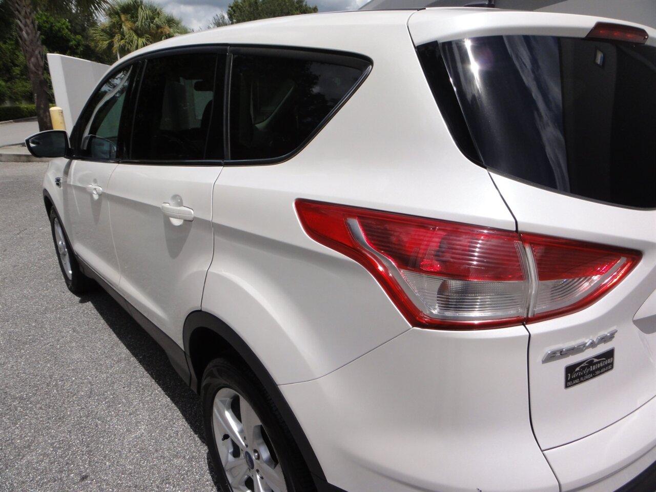 2015 Ford Escape SE - Photo 12 - Deland, FL 32720