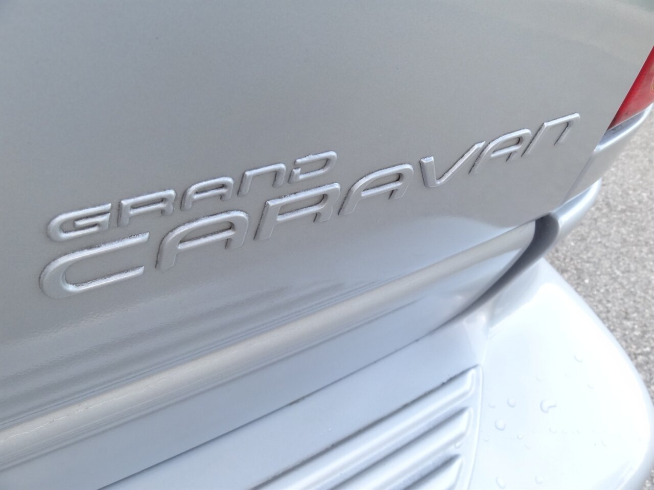 2000 Dodge Grand Caravan SE BraunAbility Handicap van - Photo 17 - Deland, FL 32720