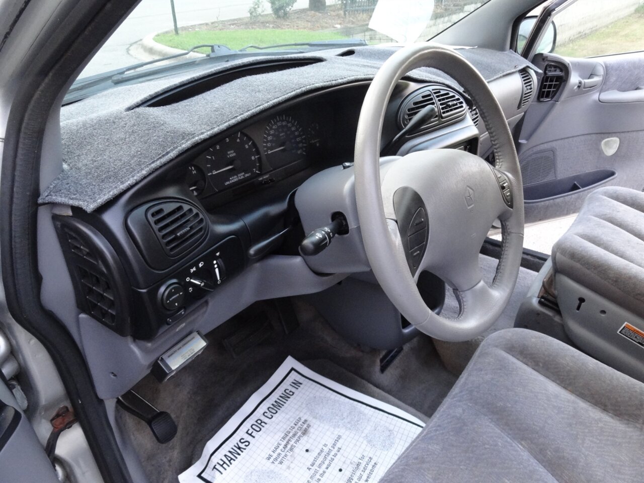 2000 Dodge Grand Caravan SE BraunAbility Handicap van - Photo 33 - Deland, FL 32720