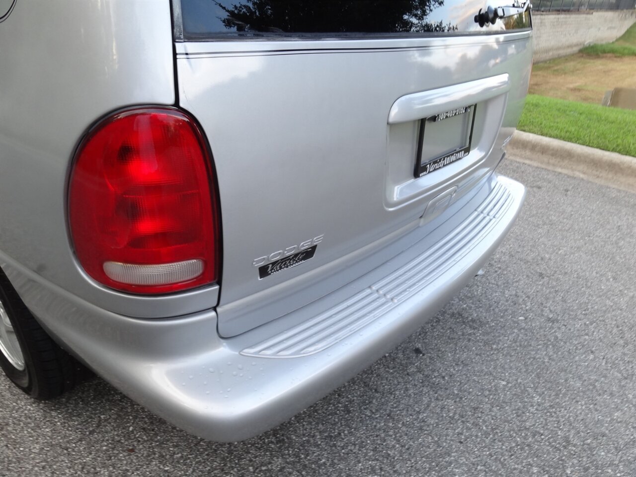 2000 Dodge Grand Caravan SE BraunAbility Handicap van - Photo 22 - Deland, FL 32720