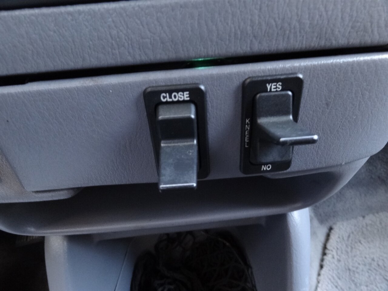 2000 Dodge Grand Caravan SE BraunAbility Handicap van - Photo 57 - Deland, FL 32720