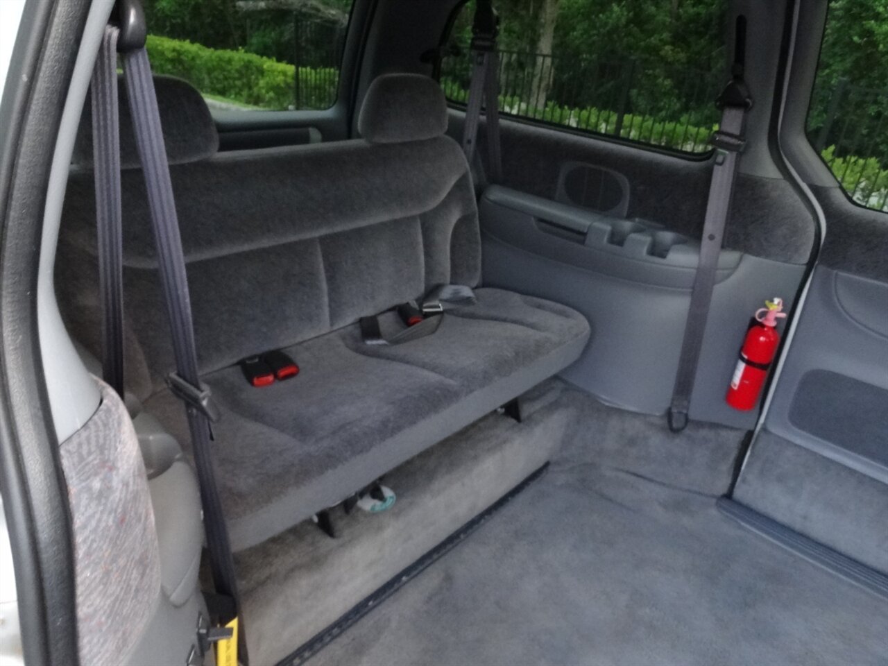 2000 Dodge Grand Caravan SE BraunAbility Handicap van - Photo 47 - Deland, FL 32720