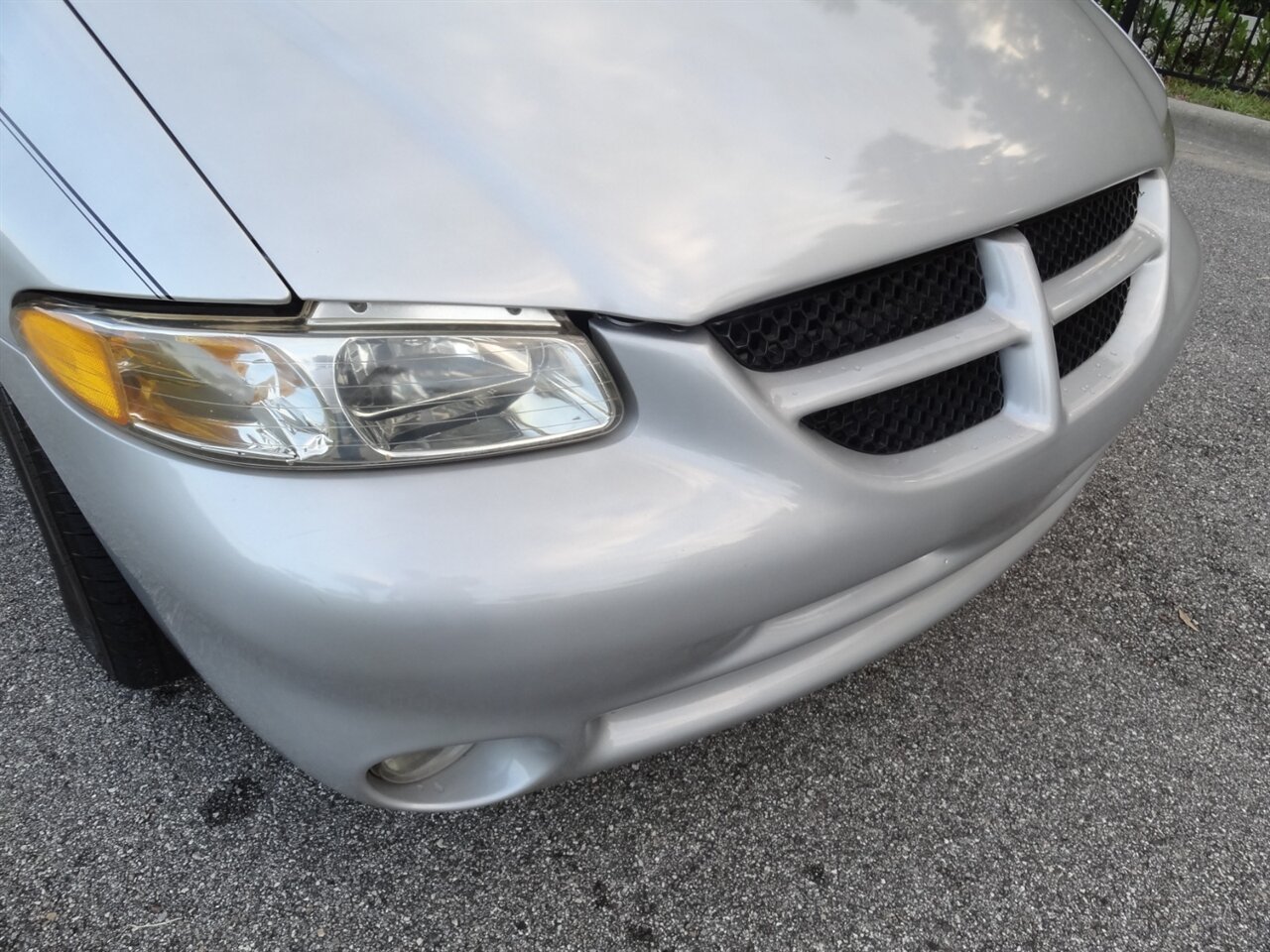 2000 Dodge Grand Caravan SE BraunAbility Handicap van - Photo 6 - Deland, FL 32720