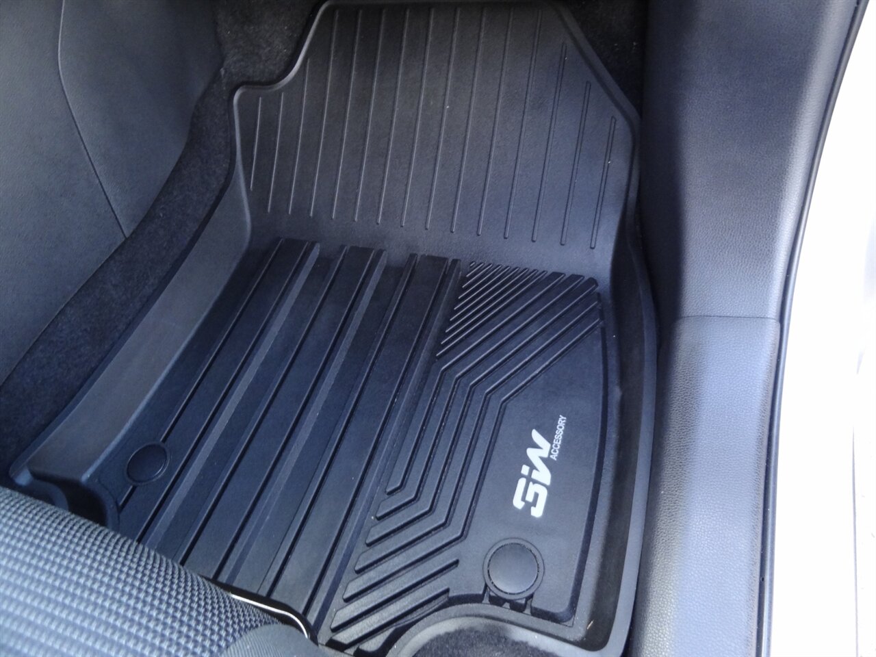 2022 Toyota RAV4 LE   - Photo 40 - Deland, FL 32720