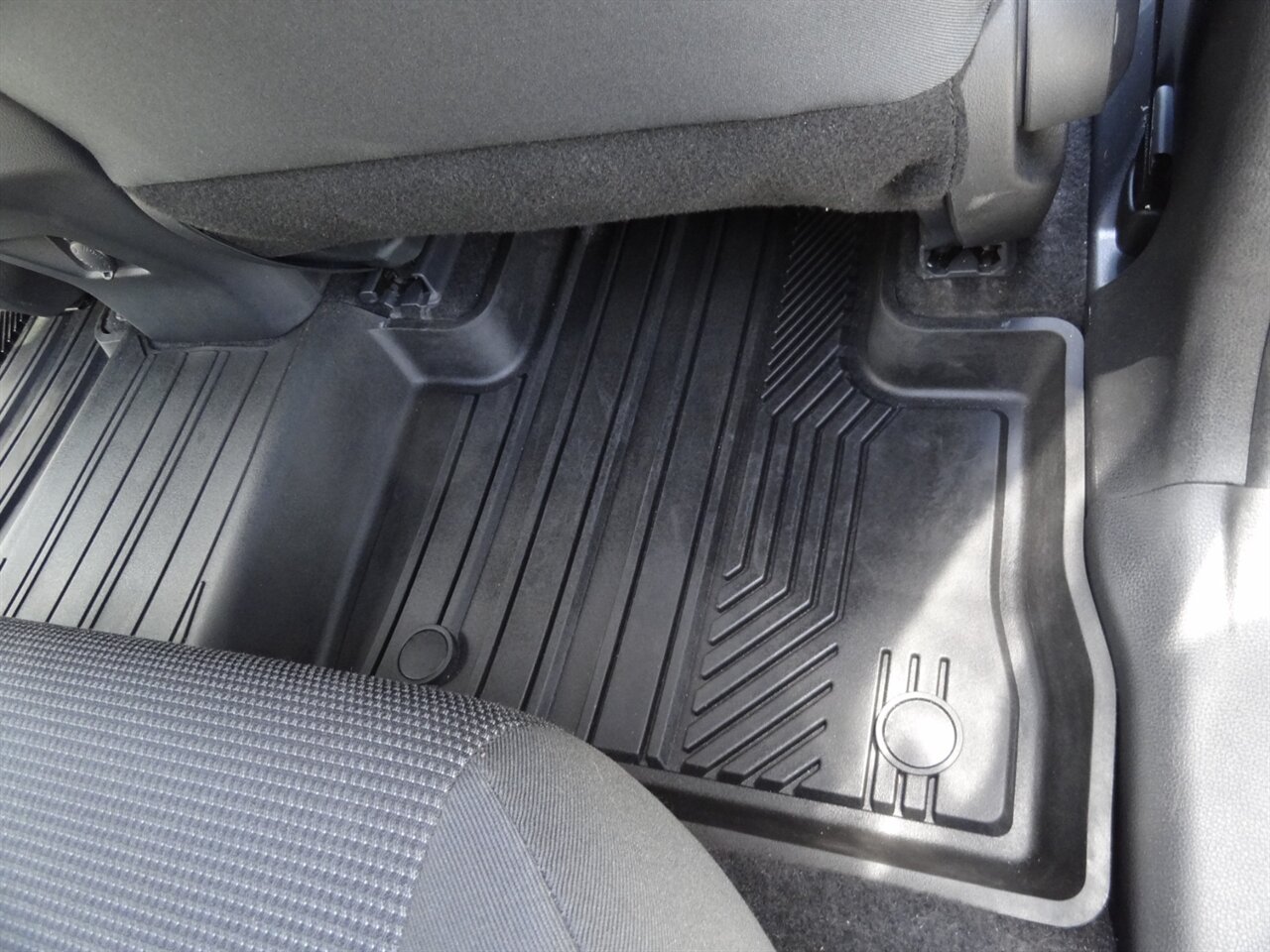 2022 Toyota RAV4 LE   - Photo 36 - Deland, FL 32720