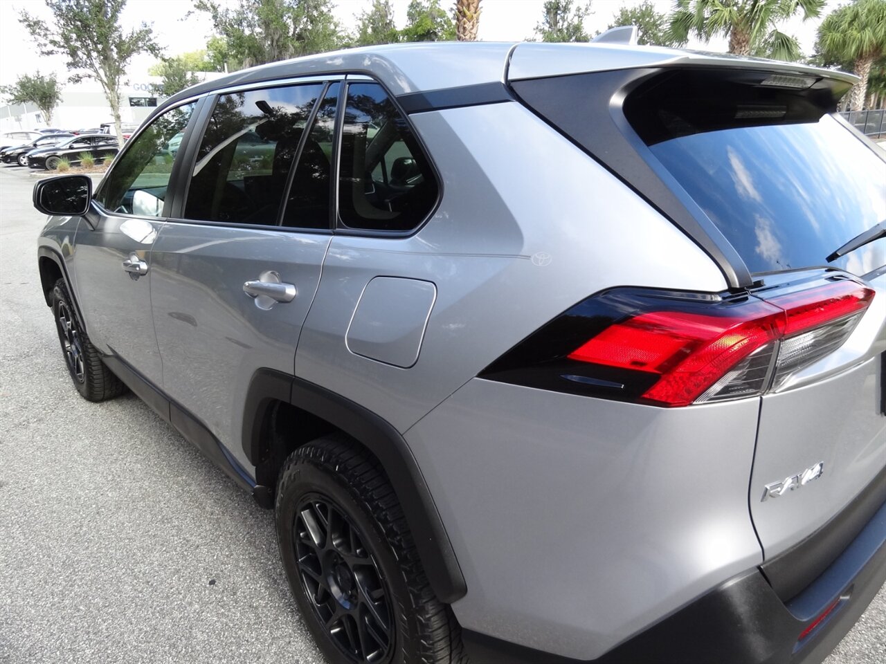 2022 Toyota RAV4 LE   - Photo 12 - Deland, FL 32720