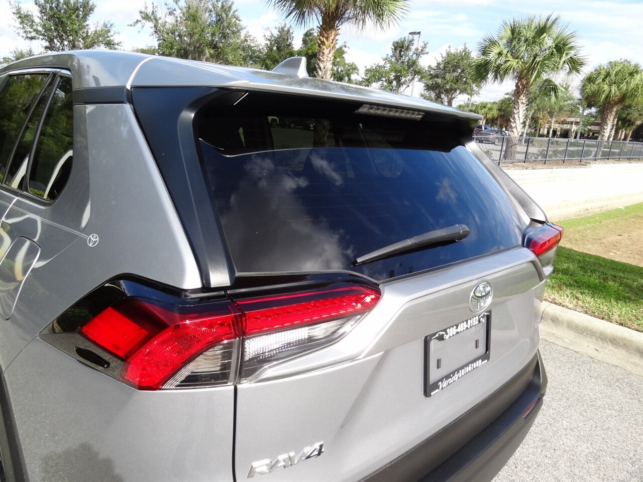 2022 Toyota RAV4 LE   - Photo 20 - Deland, FL 32720
