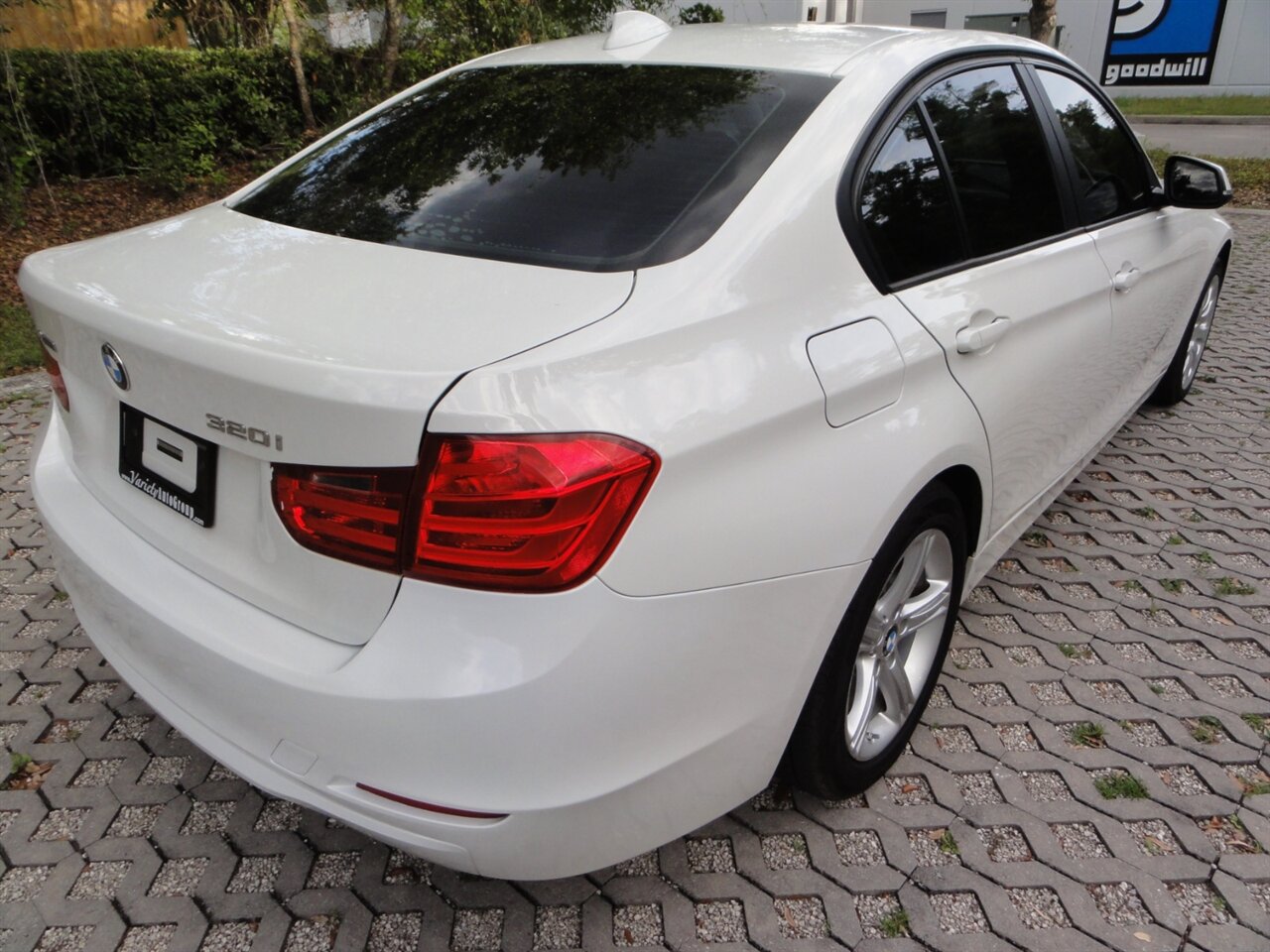 2015 BMW 320i xDrive  Premium - Photo 3 - Deland, FL 32720