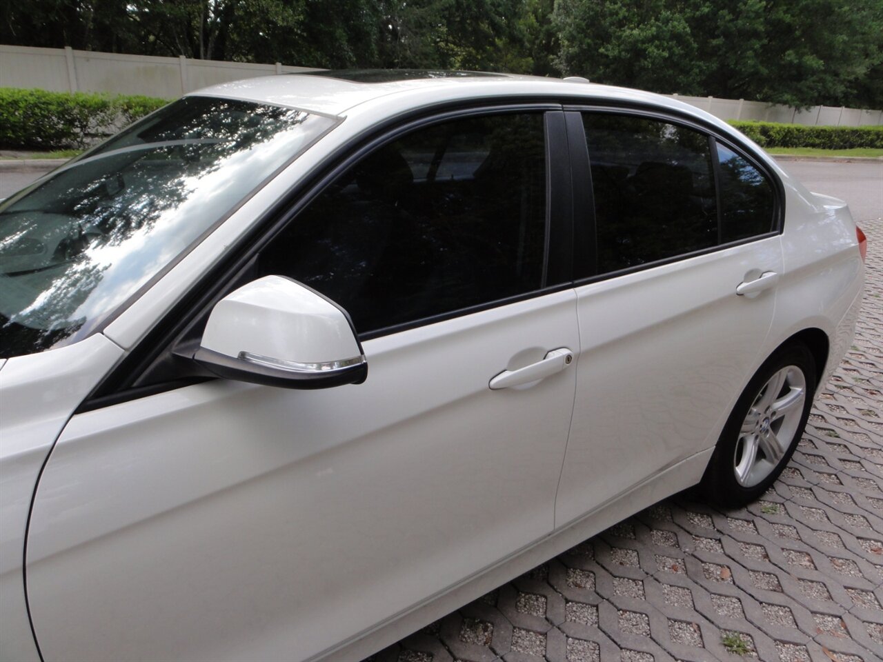 2015 BMW 320i xDrive  Premium - Photo 11 - Deland, FL 32720