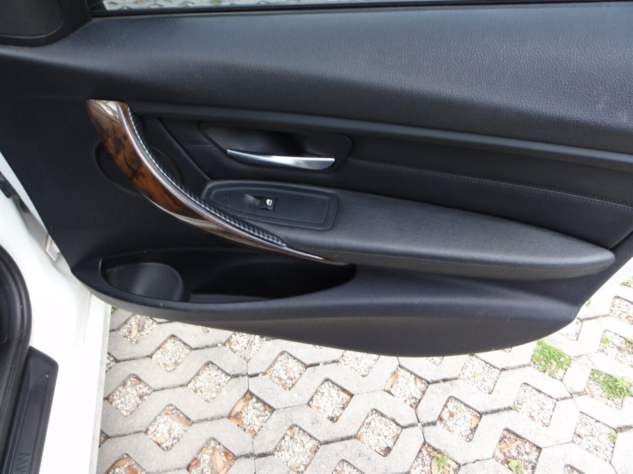 2015 BMW 320i xDrive  Premium - Photo 42 - Deland, FL 32720