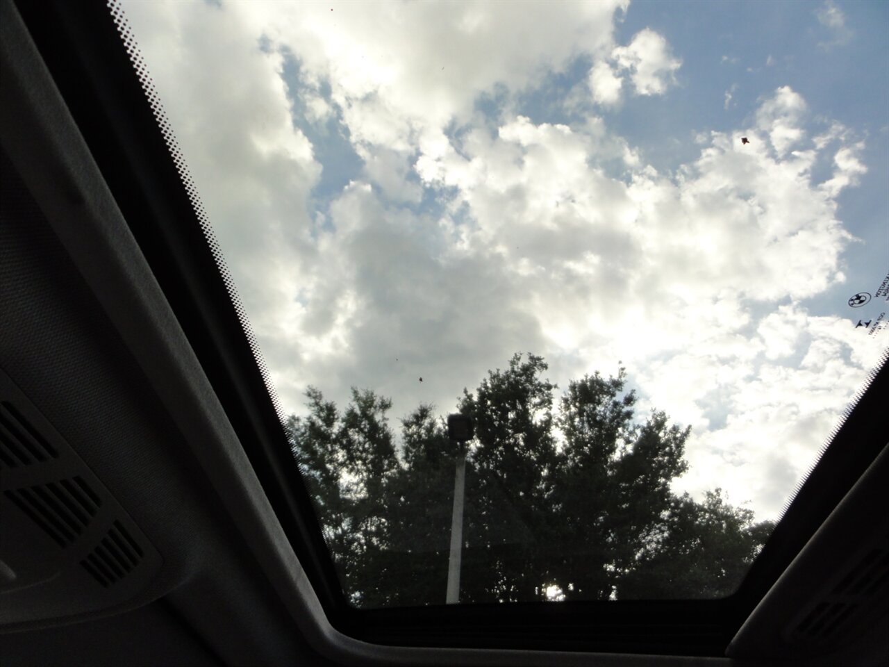 2015 BMW 320i xDrive  Premium - Photo 57 - Deland, FL 32720