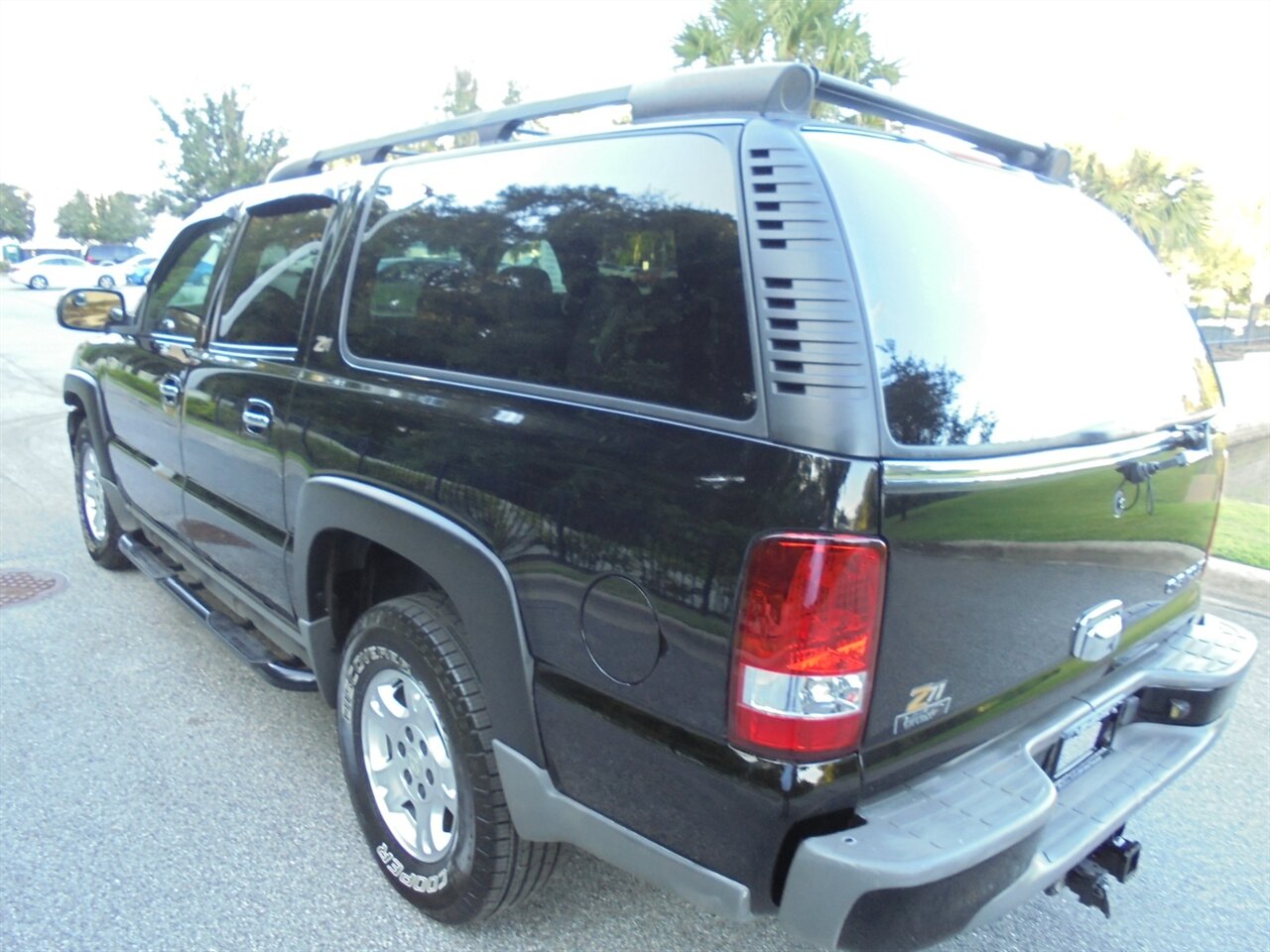 2004 Chevrolet Suburban 1500 4dr 1500  Z71 - Photo 3 - Deland, FL 32720