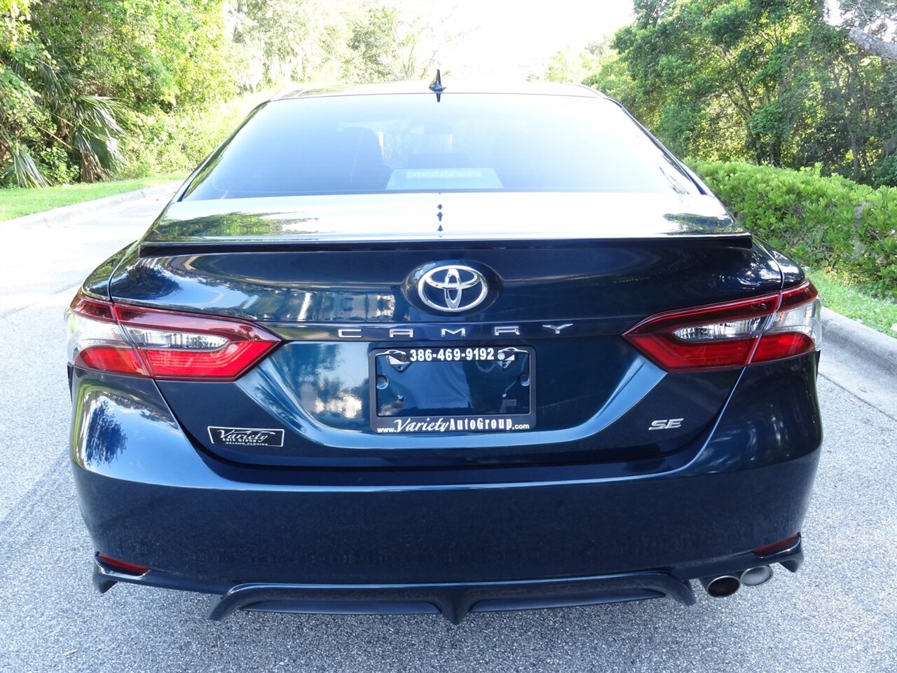 2021 Toyota Camry SE - Photo 14 - Deland, FL 32720