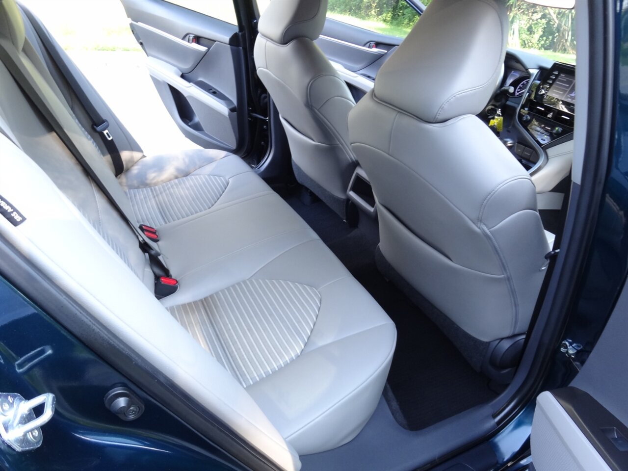 2021 Toyota Camry SE - Photo 38 - Deland, FL 32720