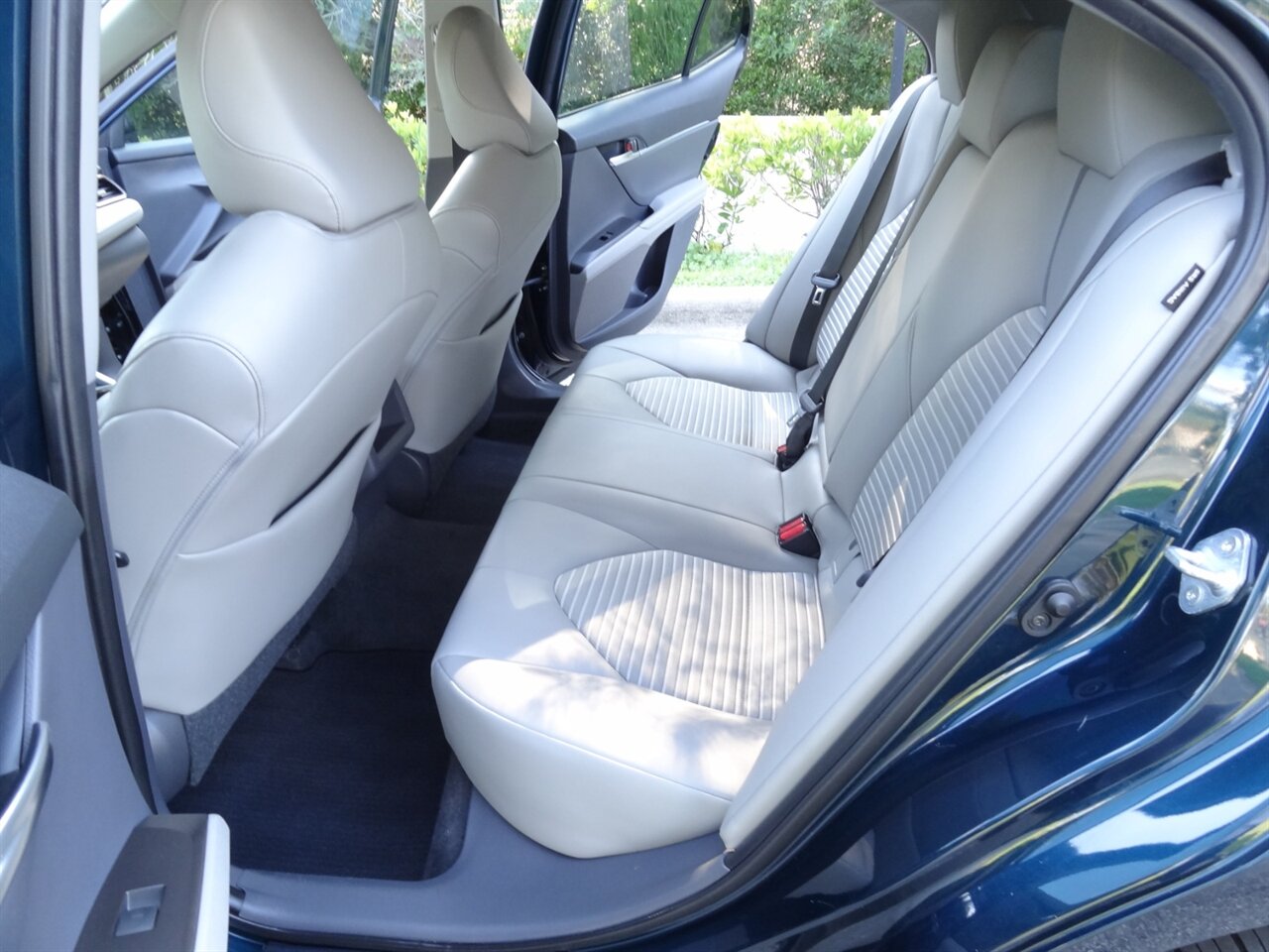 2021 Toyota Camry SE - Photo 34 - Deland, FL 32720