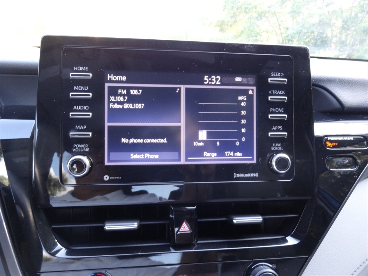 2021 Toyota Camry SE - Photo 49 - Deland, FL 32720