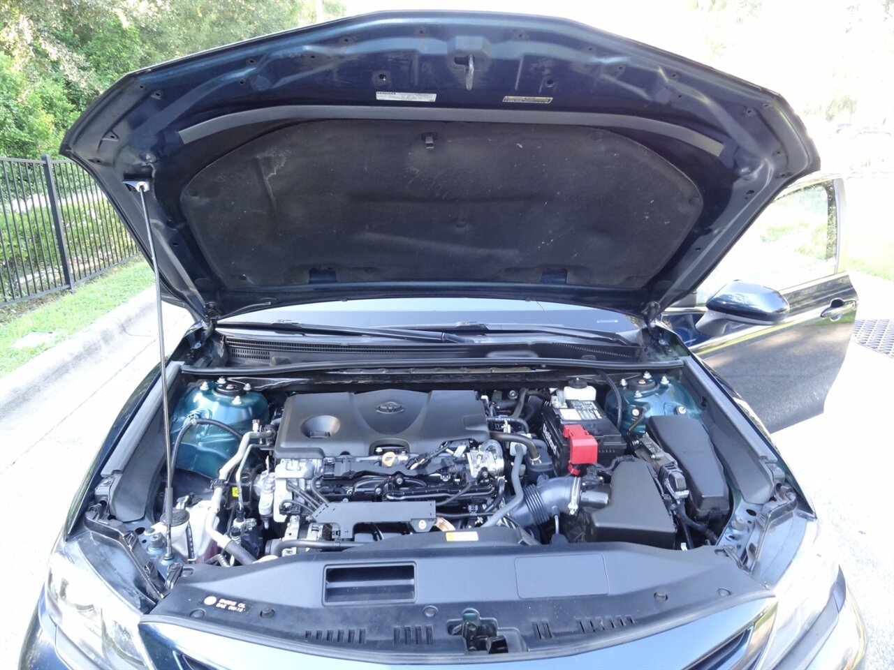 2021 Toyota Camry SE - Photo 24 - Deland, FL 32720