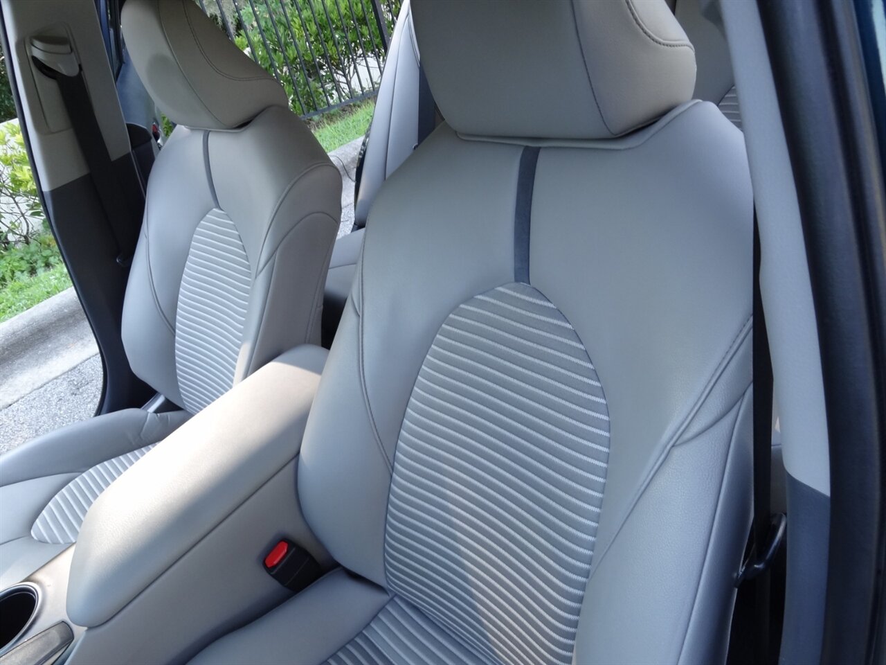 2021 Toyota Camry SE - Photo 32 - Deland, FL 32720