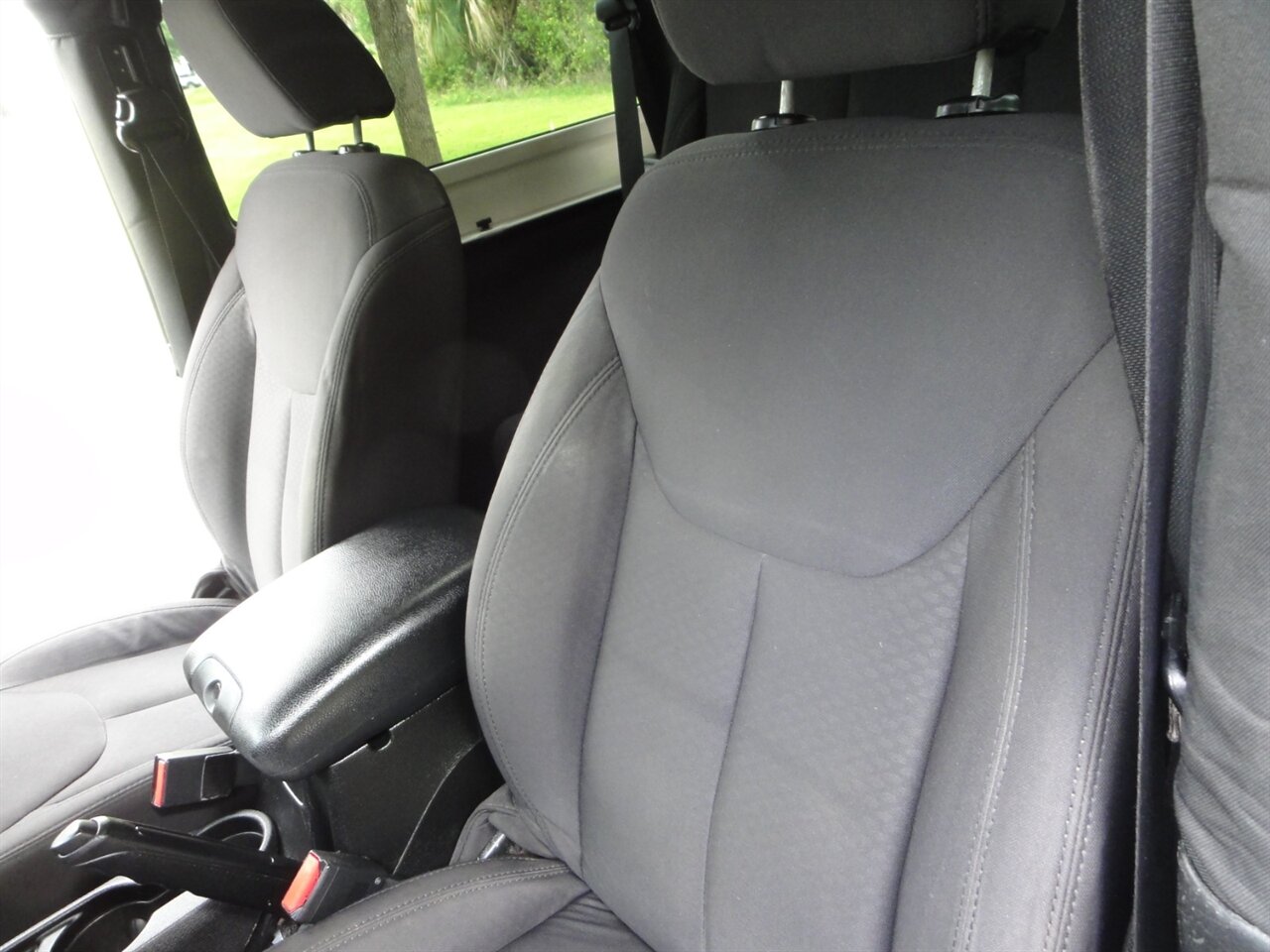 2013 Jeep Wrangler Sport  4X4 - Photo 34 - Deland, FL 32720