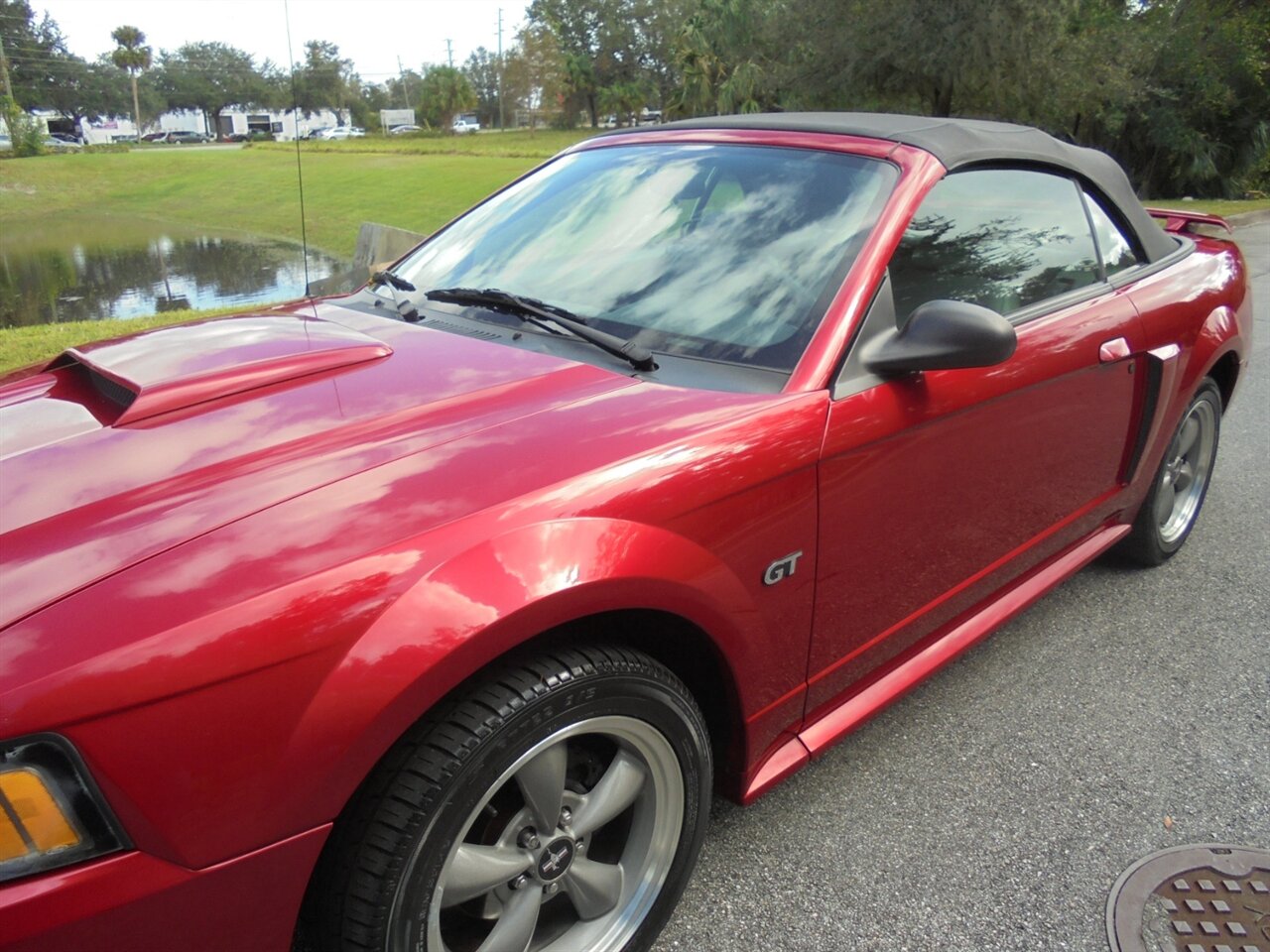 2001 Ford Mustang GT  Premium - Photo 12 - Deland, FL 32720