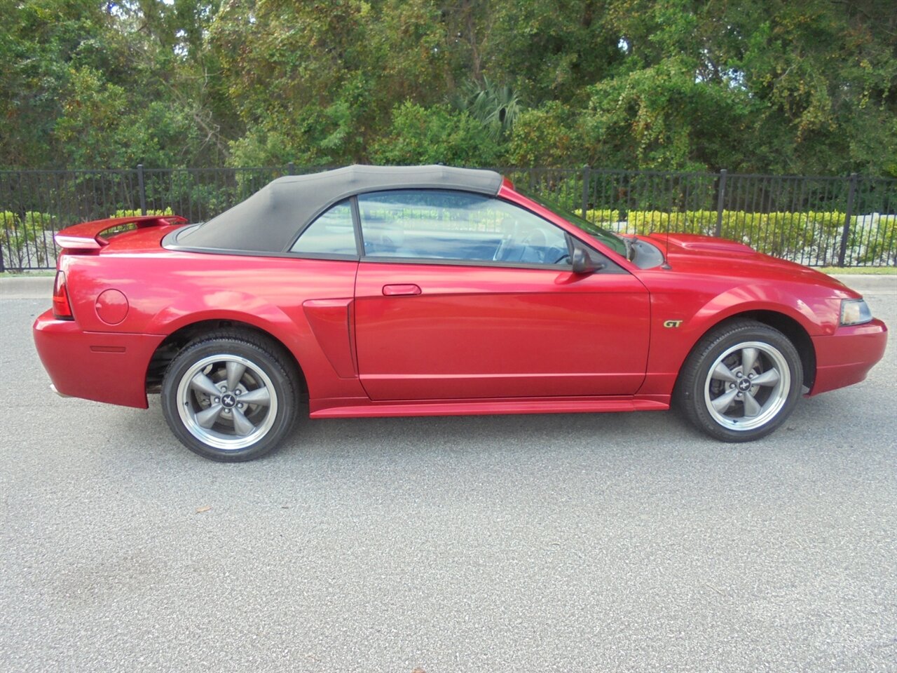 2001 Ford Mustang GT  Premium - Photo 26 - Deland, FL 32720