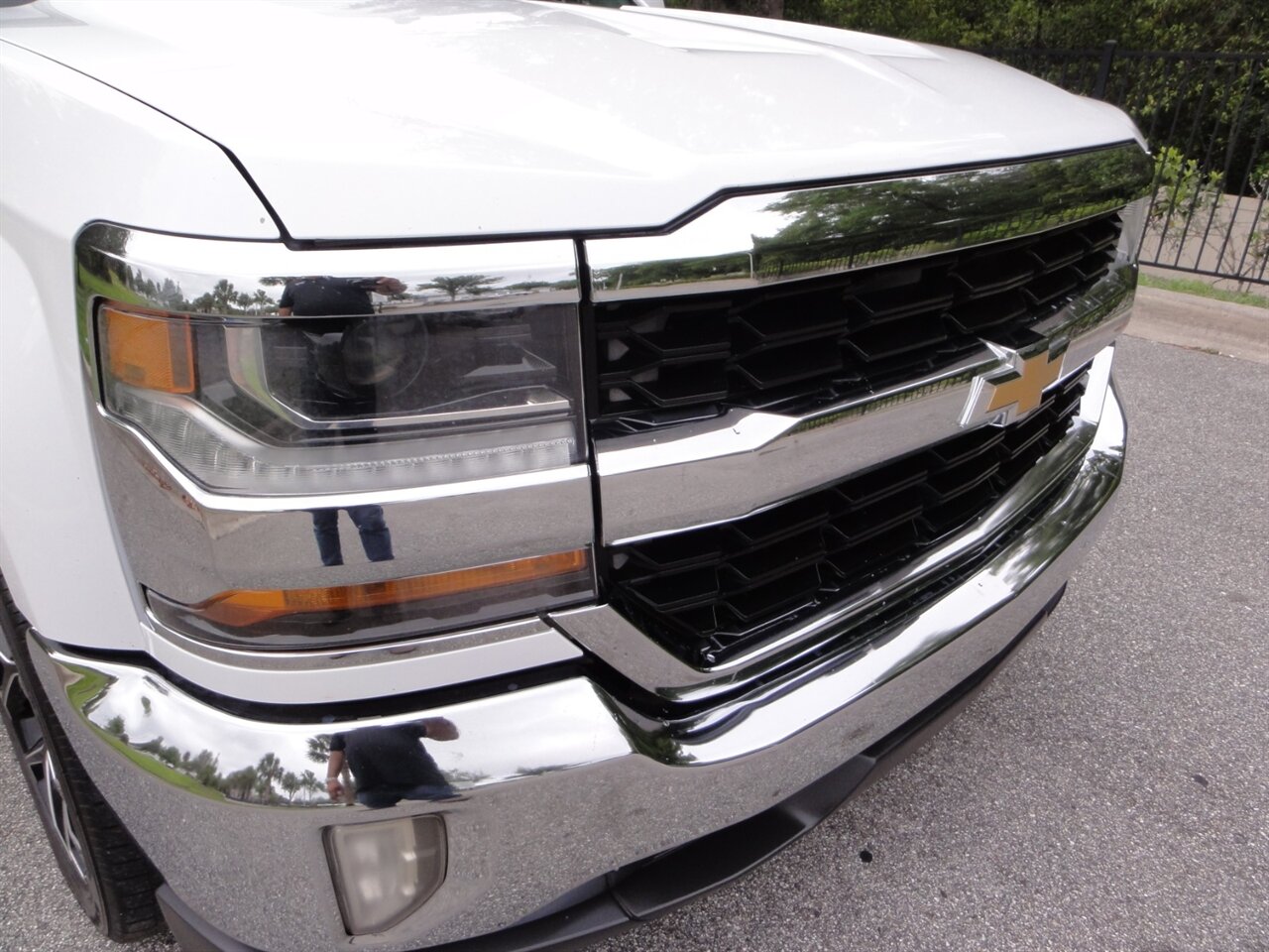 2017 Chevrolet Silverado 1500 LT   - Photo 6 - Deland, FL 32720