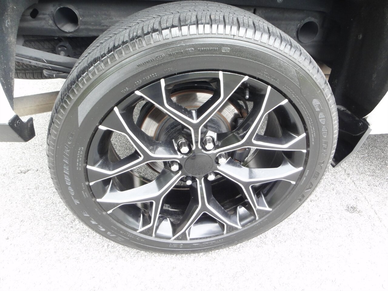 2017 Chevrolet Silverado 1500 LT   - Photo 25 - Deland, FL 32720