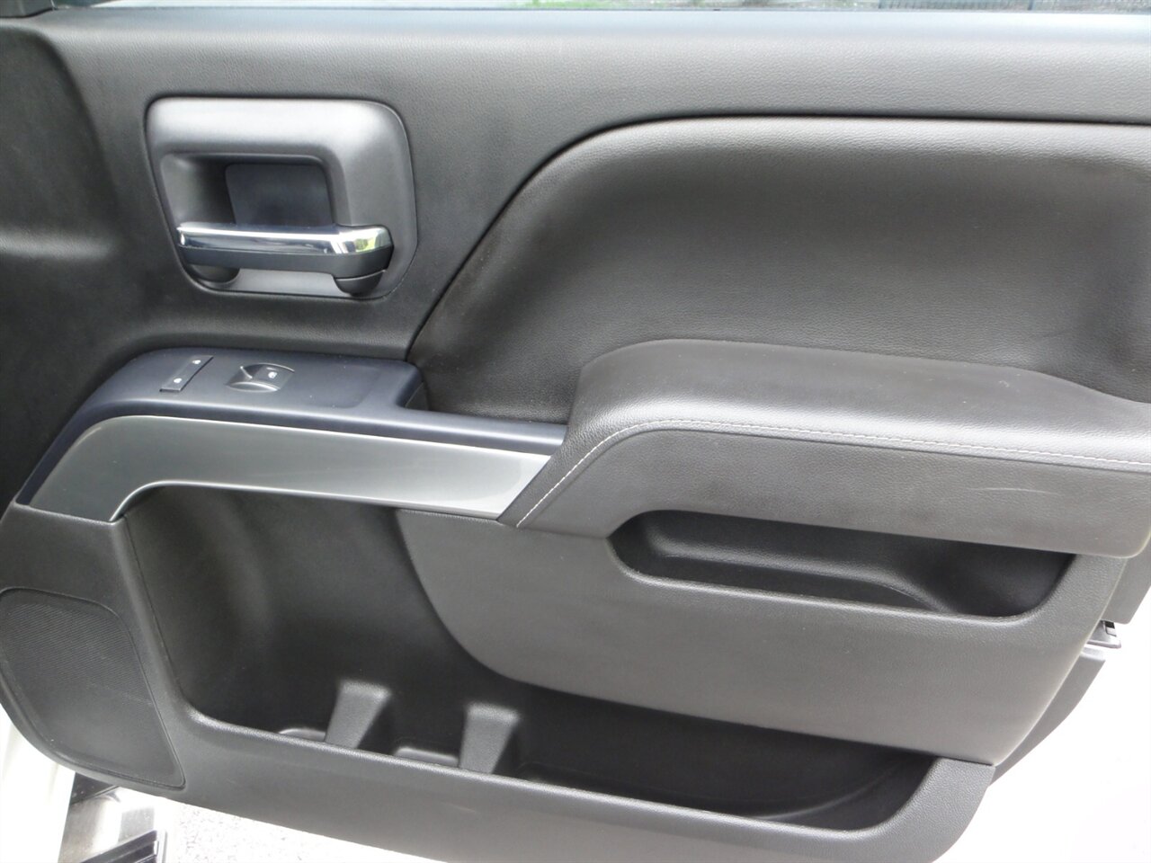 2017 Chevrolet Silverado 1500 LT   - Photo 44 - Deland, FL 32720