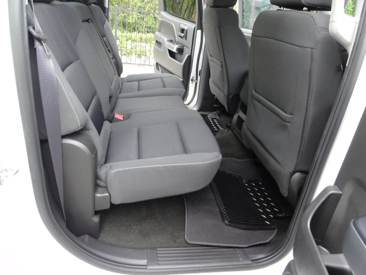 2017 Chevrolet Silverado 1500 LT   - Photo 38 - Deland, FL 32720