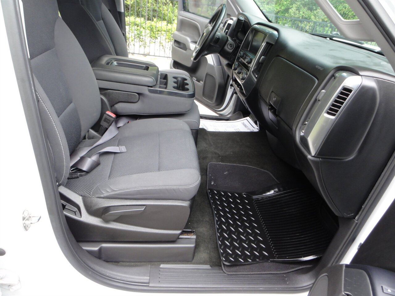 2017 Chevrolet Silverado 1500 LT   - Photo 41 - Deland, FL 32720