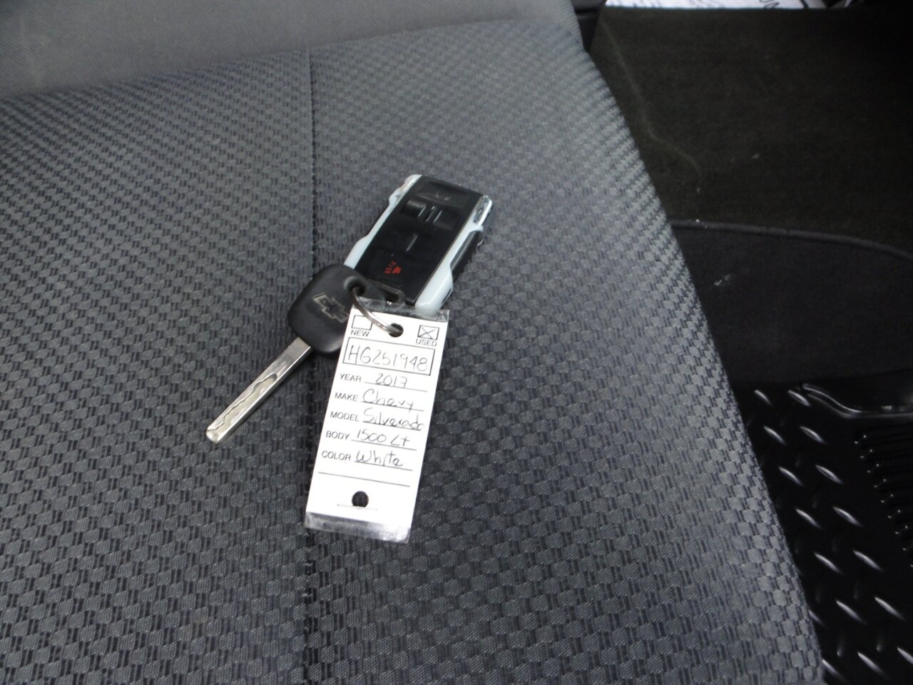 2017 Chevrolet Silverado 1500 LT   - Photo 60 - Deland, FL 32720