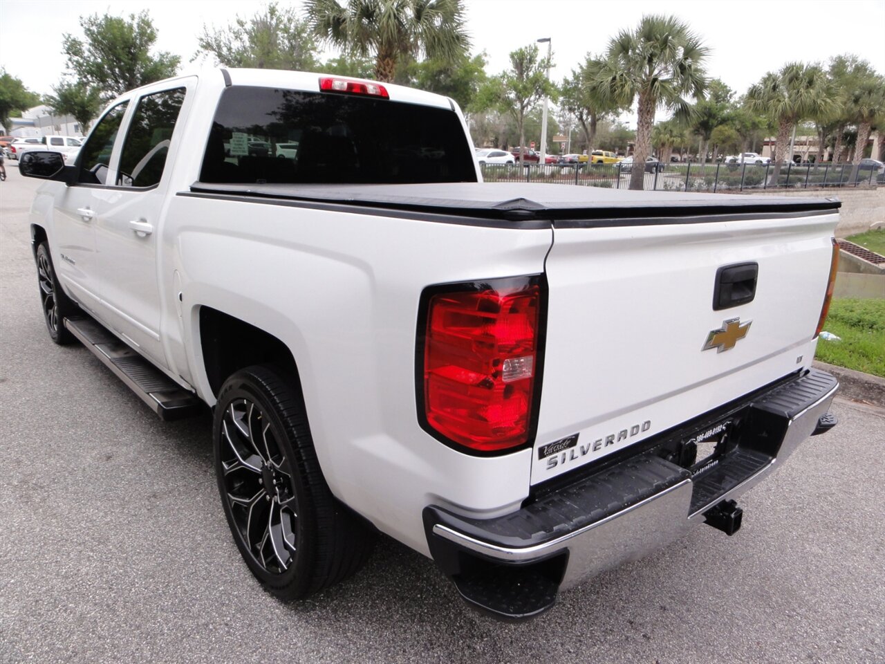2017 Chevrolet Silverado 1500 LT   - Photo 3 - Deland, FL 32720