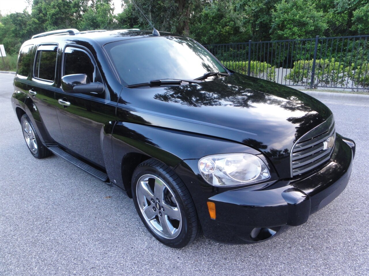 2007 Chevrolet HHR LT  Leather - Photo 1 - Deland, FL 32720