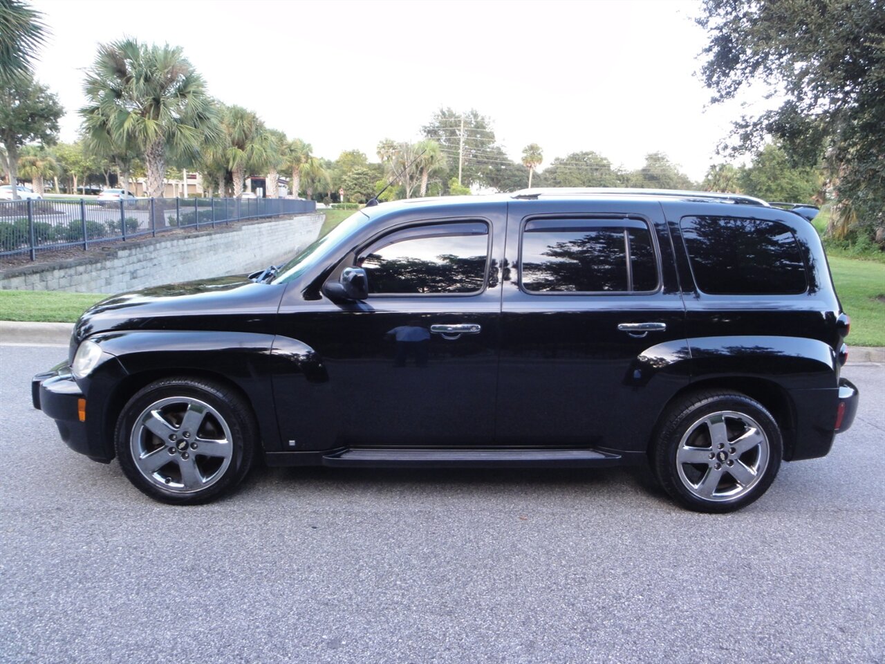 2007 Chevrolet HHR LT Leather - Photo 16 - Deland, FL 32720